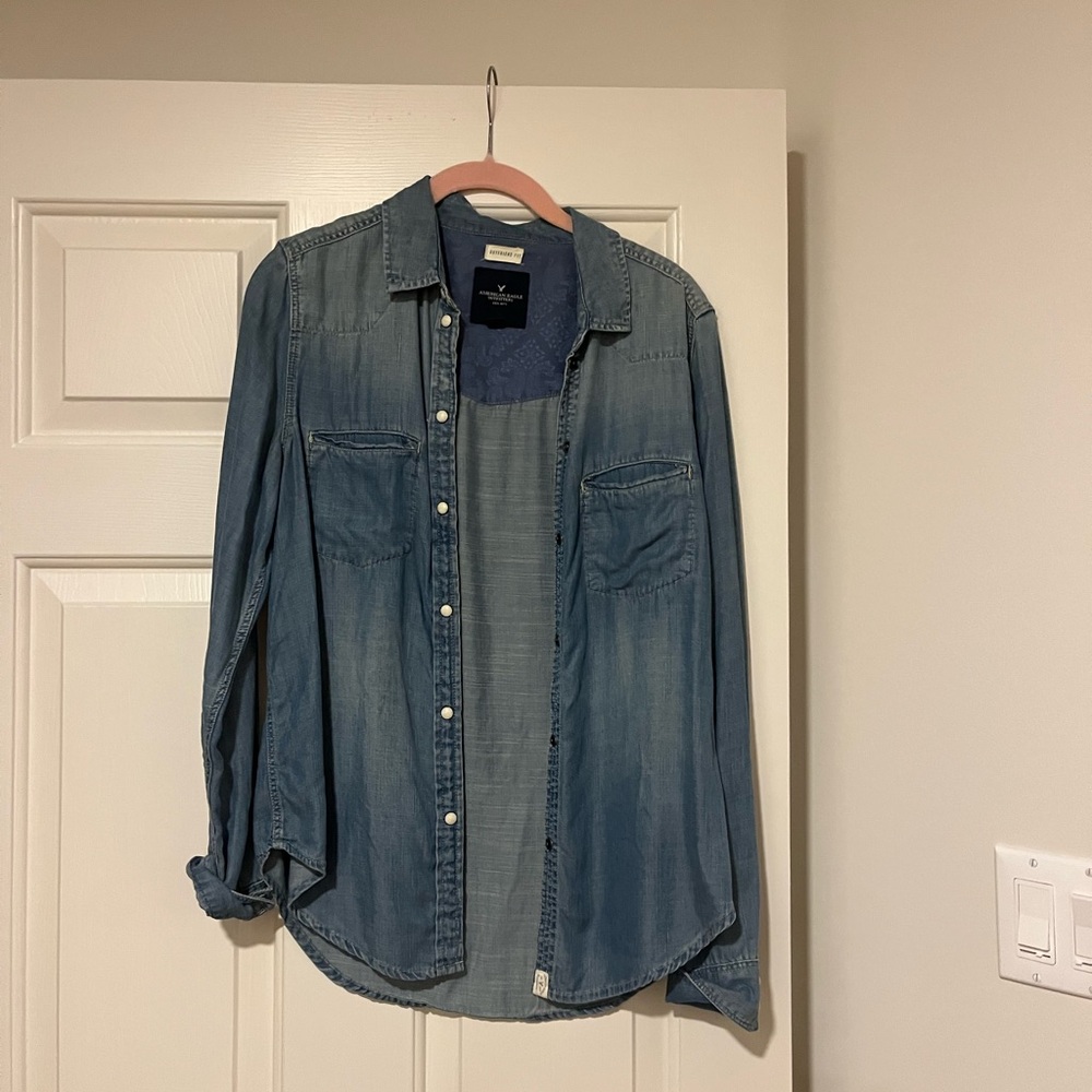 American Eagle Outfitters Light Blue Boyfriend Denim Shirt